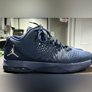 Jordan 5 AM